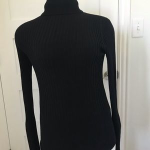 Bettie Paige Tutleneck